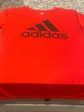 Adidas Short-Sleeve logo T-shirt